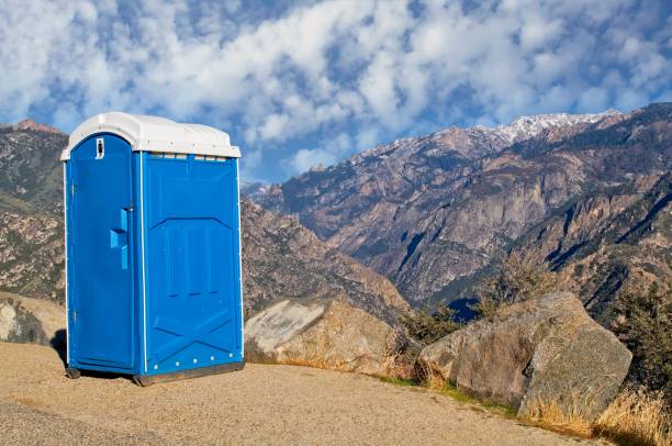 Best Portable bathroom rental  in Blue Hills, CT